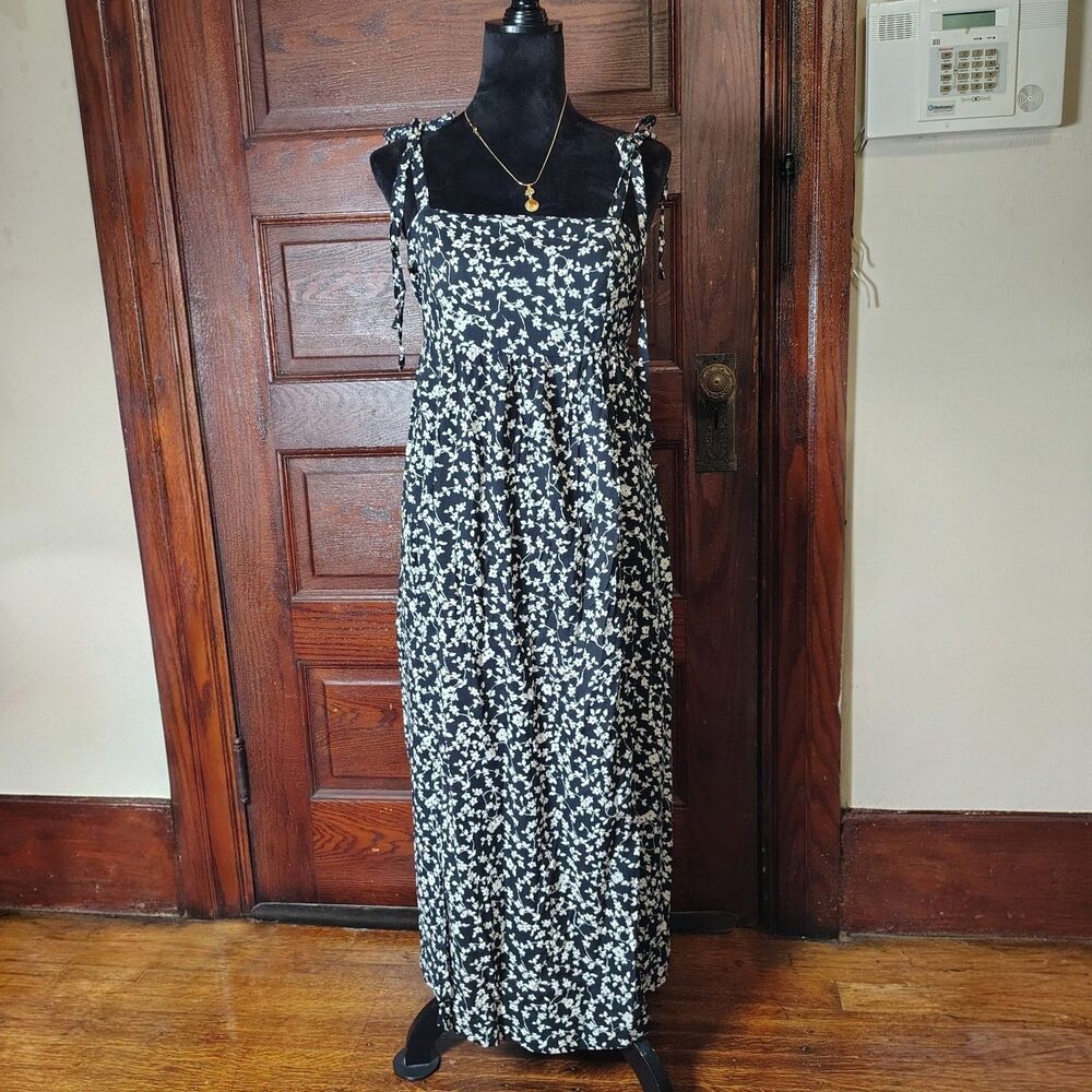 Old Navy Maxi Blk White Floral Tie Shoulders Sun Dress/T673
